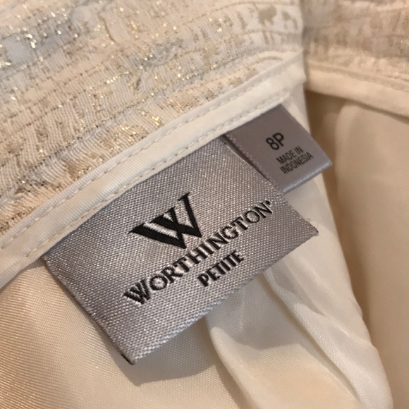 Elegant Worthington Skirt w/Gold Threading. - Picture 6 of 7
